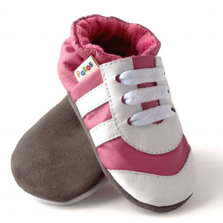 Baby tennis first walking shoes.